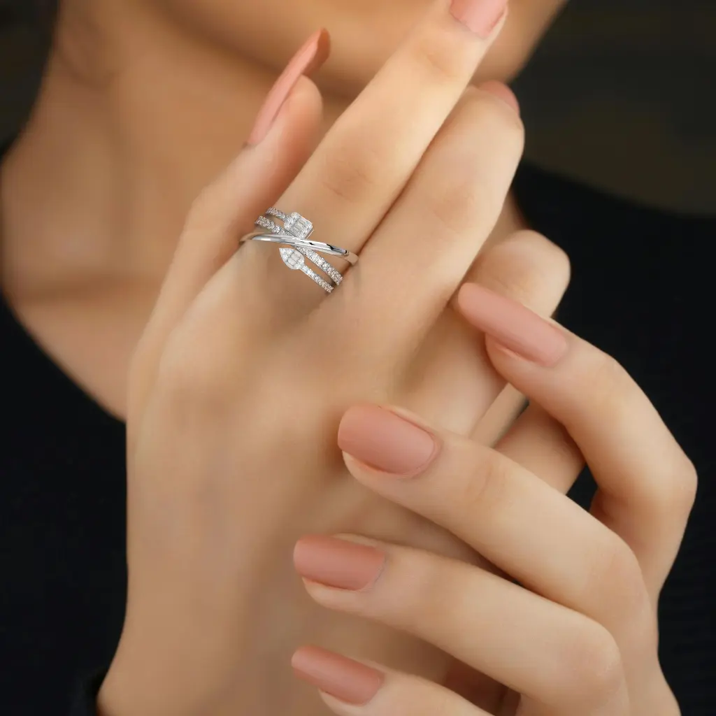 4.4 New Set 2.4123.1.webp