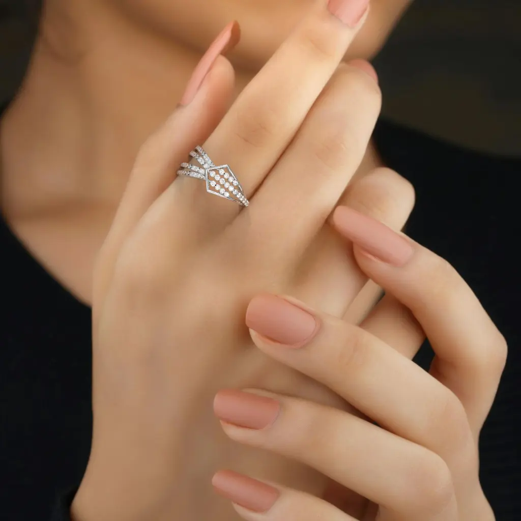 4.4 New Set 2.4124.1.webp